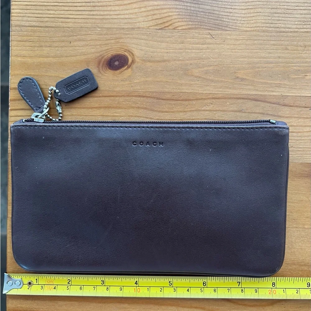 Coach Pouch - Picture 2 of 8